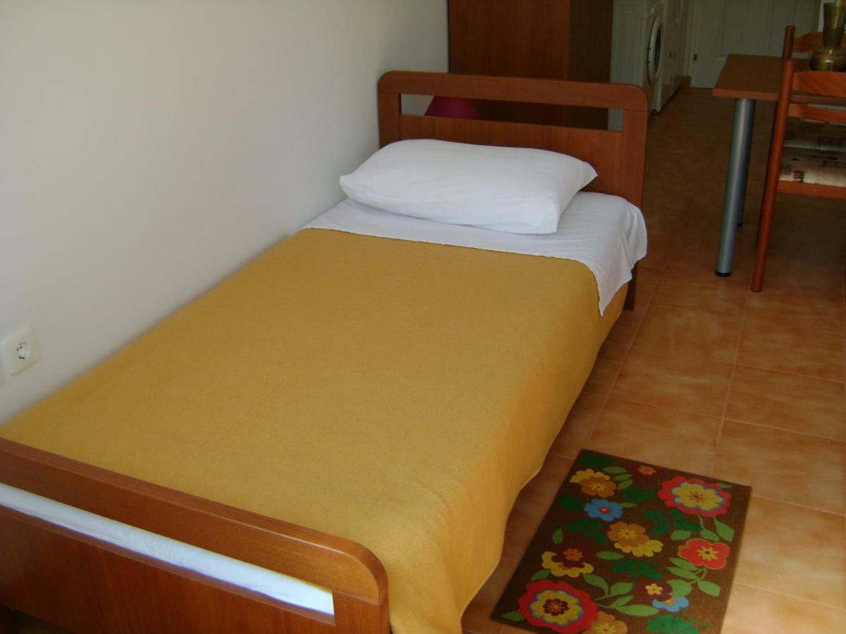 Apartment For Holidays In Pula Oda fotoğraf